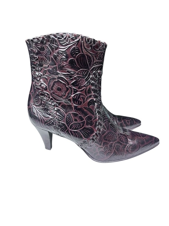 ANTONIO MELANI Shoes - Antonio Melaini floral embossed leather boots size heels booties Sz 7